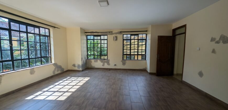 Exquisite 5-Bedroom Townhouse with Dsq in Serene Kyuna